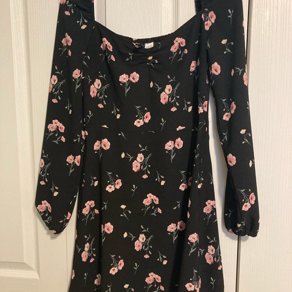 Floral dress for sale - Picture 1 of 1